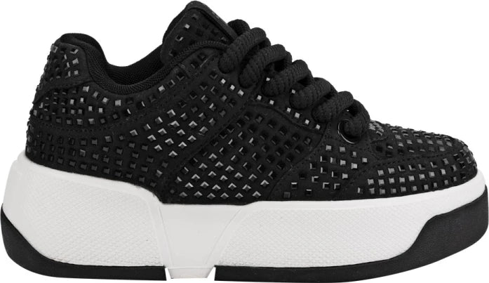 👟 Belinda Peregrín – Tenis con Pedrería