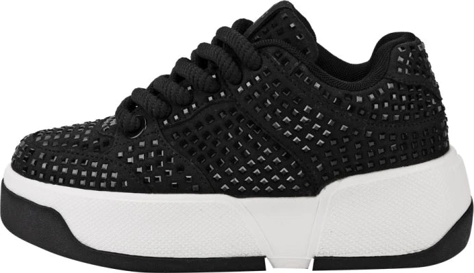 👟 Belinda Peregrín – Tenis con Pedrería